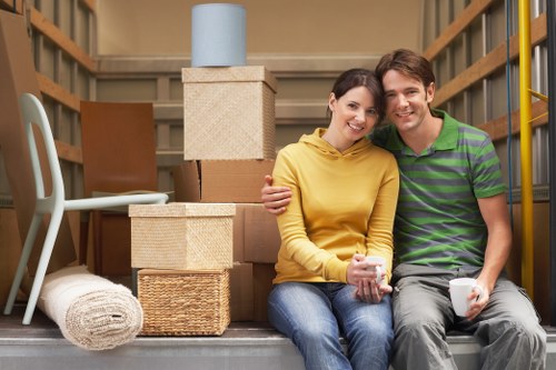 Local moving help for homes near Homerton streets